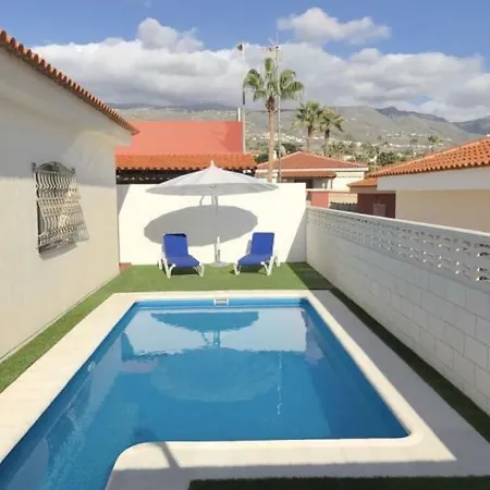 83 Con Piscina Privada Villa