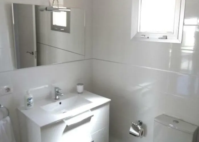 83 Con Piscina Privada * 칼라오살바헤