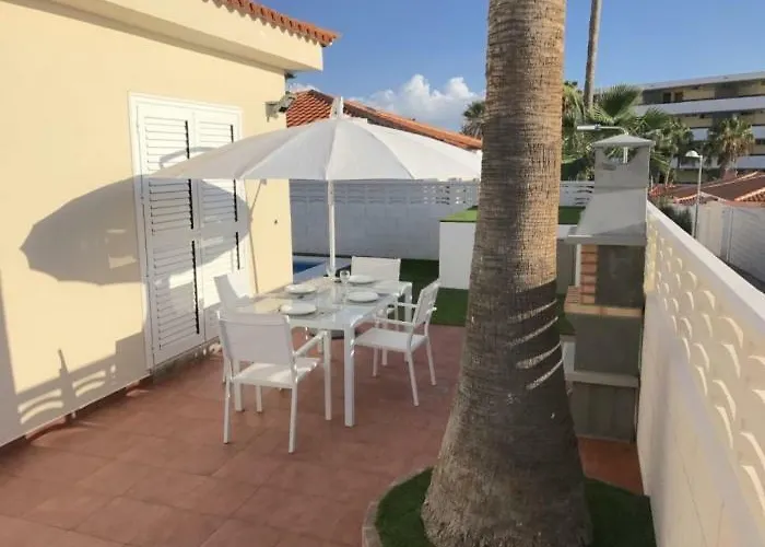 83 Con Piscina Privada * 칼라오살바헤